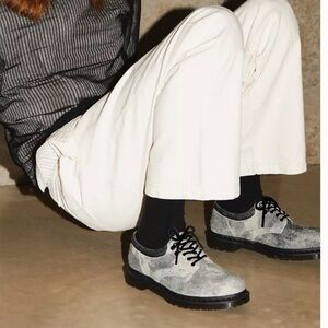 NWOB Dr Martens 8053 Stonewashed Hairy Casual Oxford Shoes M6/W7 $160